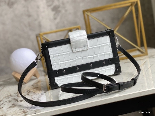 VUITTON MALLE PETITE LOUIS 0811